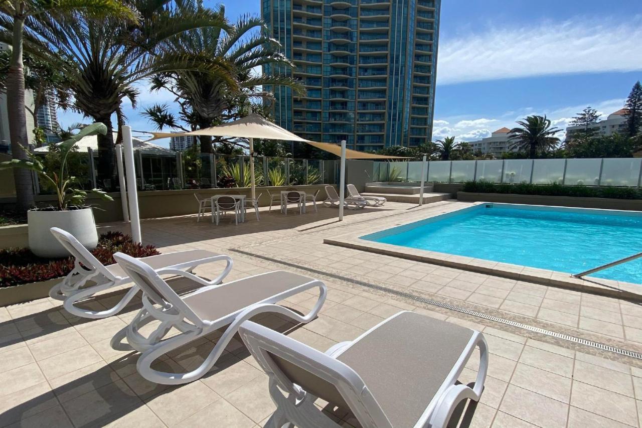 Hi Surf Beachfront Resort Apartments Gold Coast Exterior foto