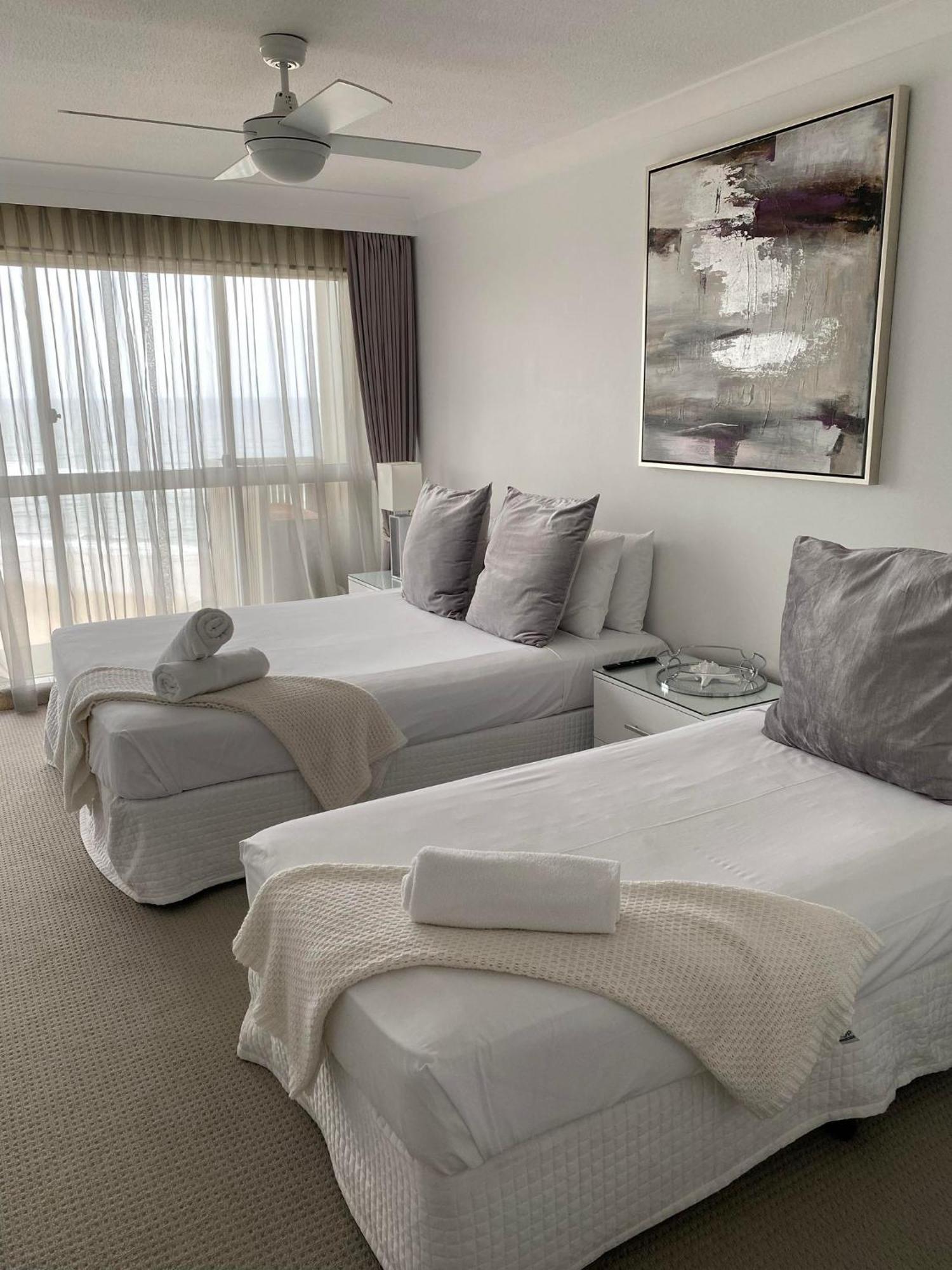 Hi Surf Beachfront Resort Apartments Gold Coast Exterior foto