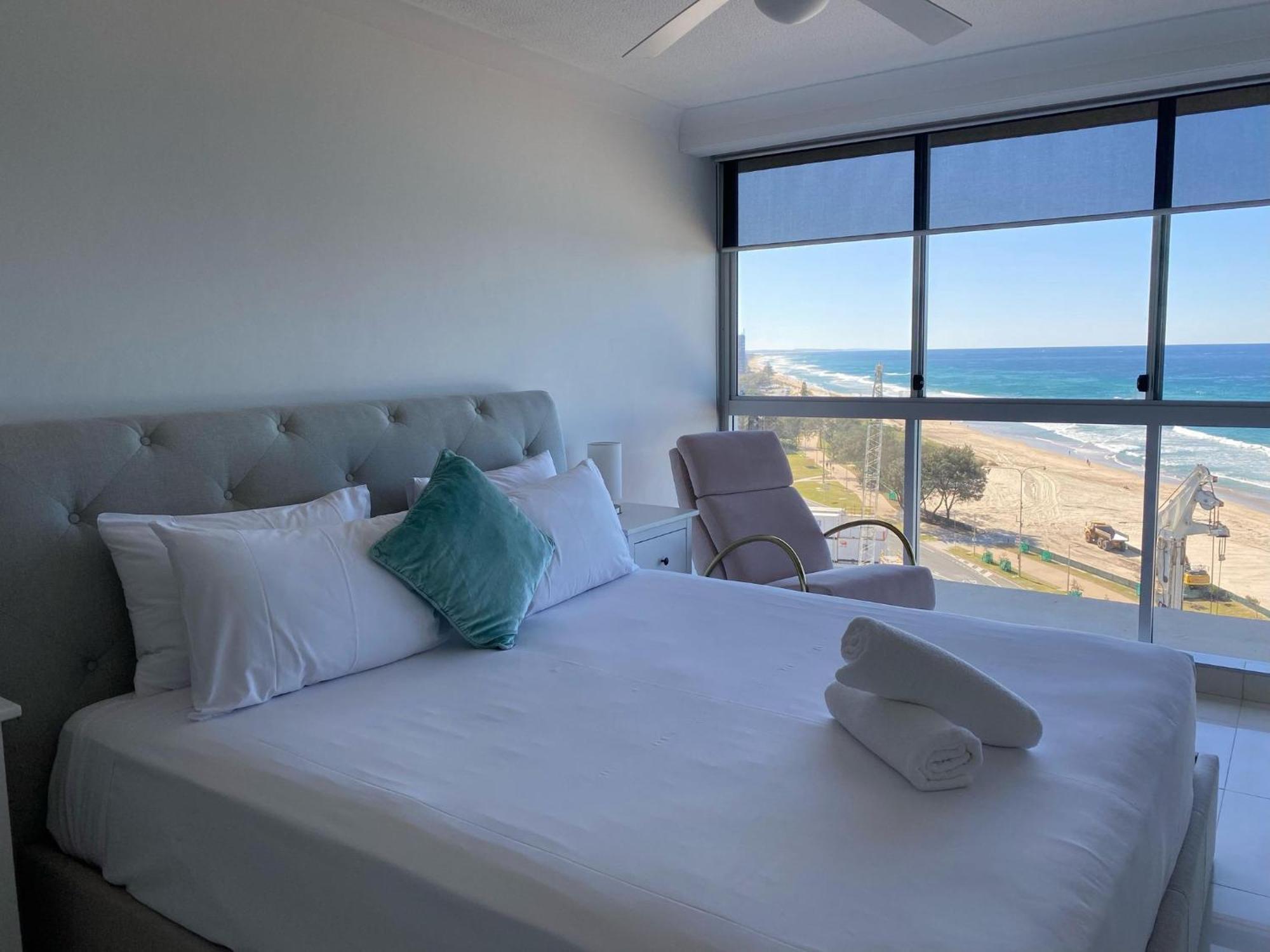Hi Surf Beachfront Resort Apartments Gold Coast Exterior foto